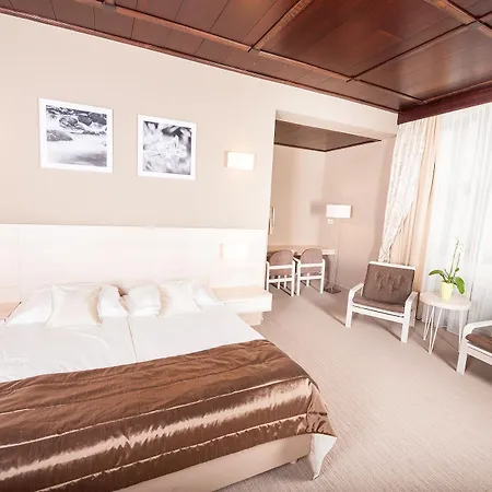 Zagreb - Health & Beauty 4*