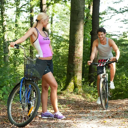 Zagreb - Health & Beauty 4*