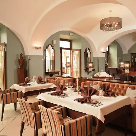 Hotel Zagreb - Health & Beauty 4*