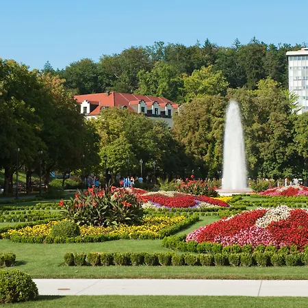 Szálloda Zagreb - Health & Beauty 4*