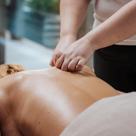 Zagreb - Health & Beauty 4*